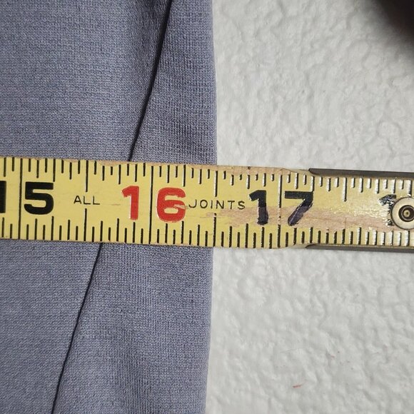 On Running Weather Shirt Womens Medium Gray Black Cowl Neck Zip Pocket Pullover - Picture 10 of 11